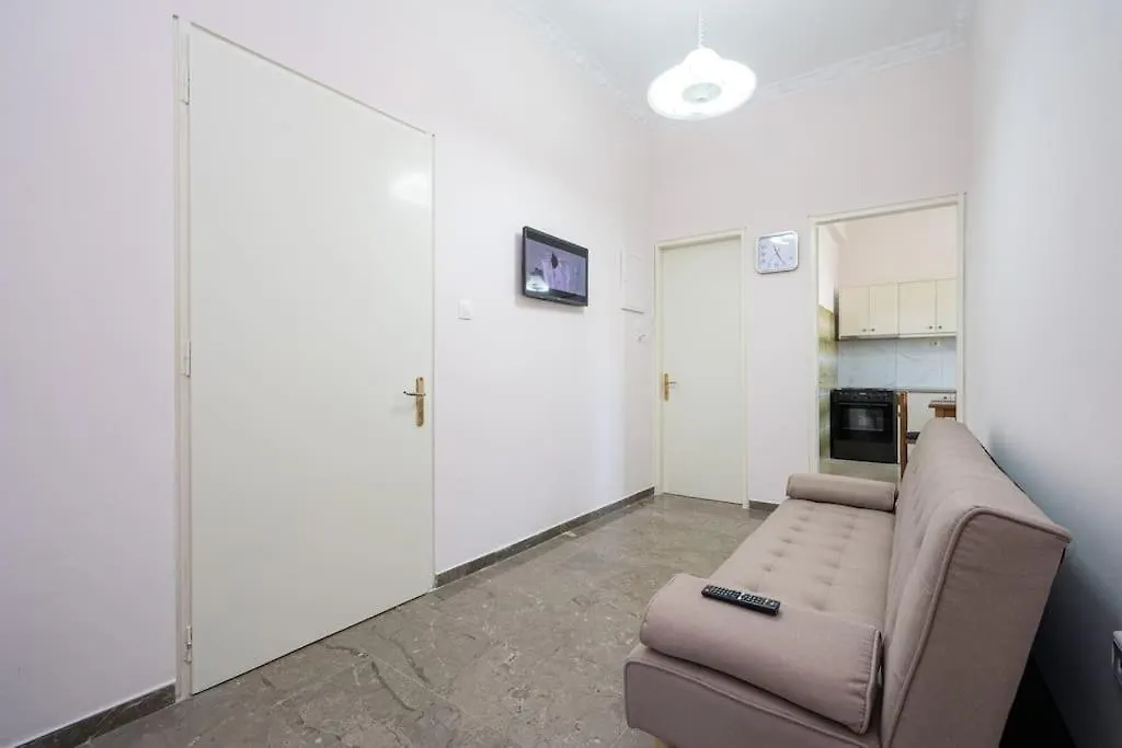 Vasilakis Apartment Sami  Greece