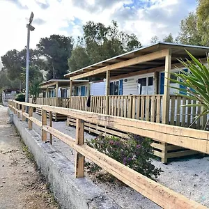 Karavomilos Campeggio