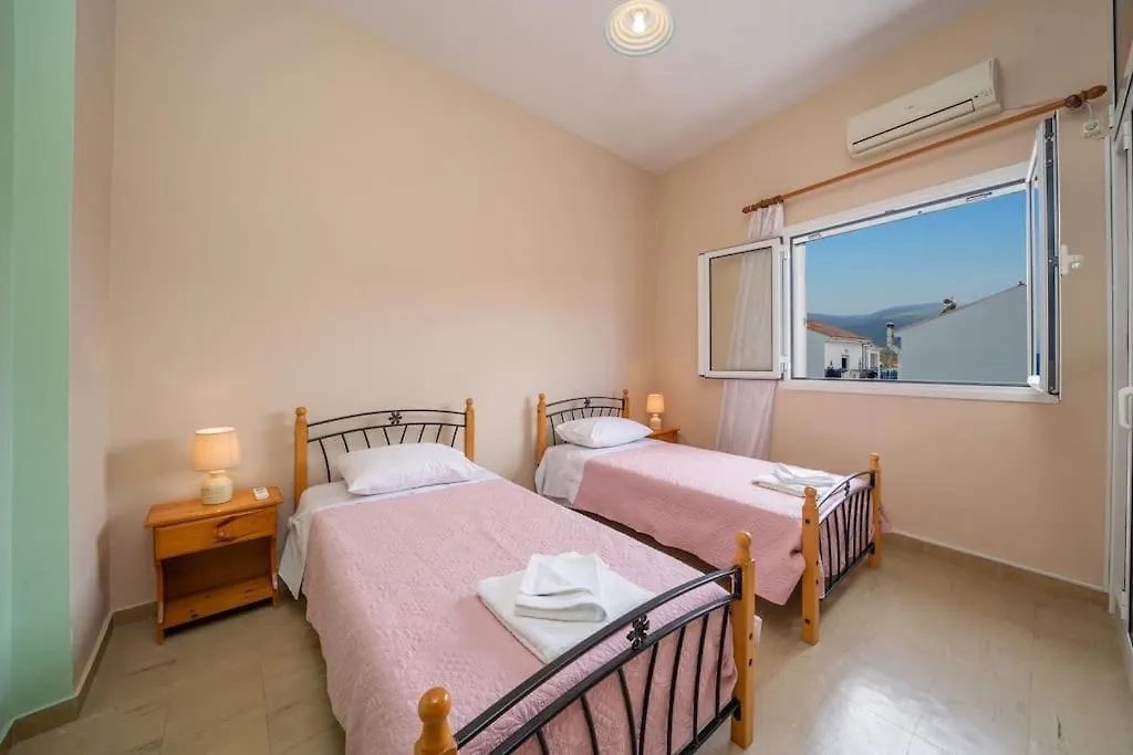 Vasilakis Apartment Sami